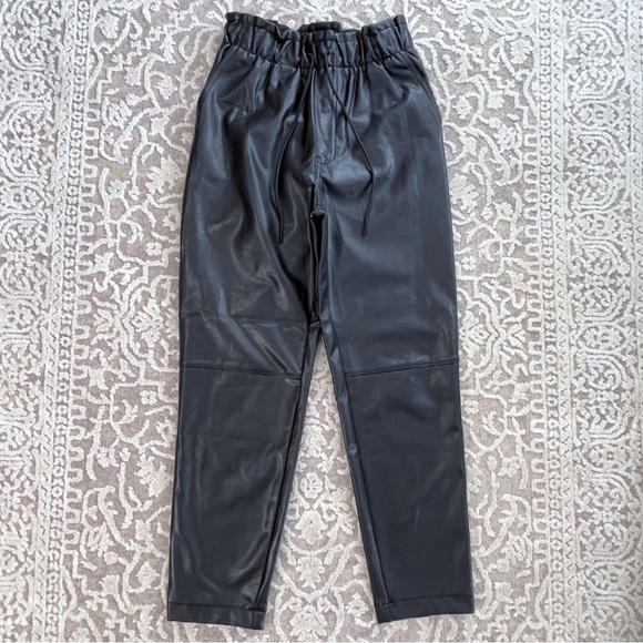 Abercrombie & Fitch Faux Leather Pant - Picture 2 of 12